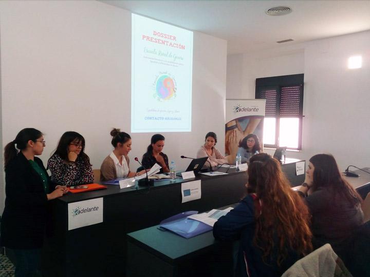 Navalmoral 3 FormacionProfesionales Adelante NEO abril2019