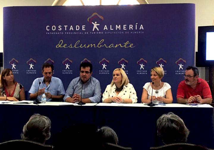 Por un mundo nuevo presentacion fesitval de verano entrepitas cepaim almeria Eva Juanjo patrono